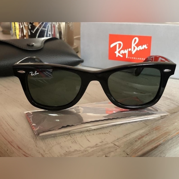 LIKE NEW Ray Ban Wayfarer Black RB2140 Men /Women Sunglasses - Picture 3 of 16
